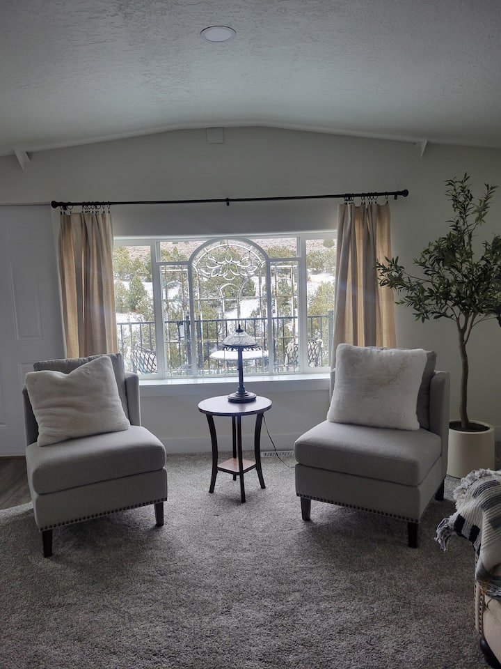 The Luxe Loft - Pocatello, ID