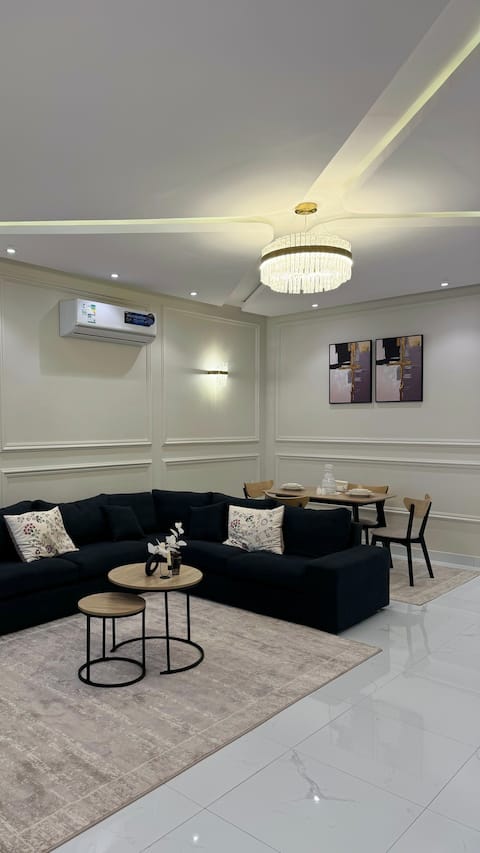 Deluxe Apartment, Lounge and Kitchen