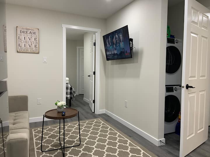 Guest Suite - Cozy Crib - Regina, Canada