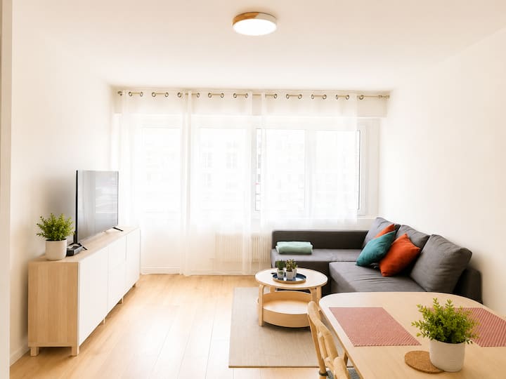 M053 Chambre Colocation Proche Gare - Annemasse