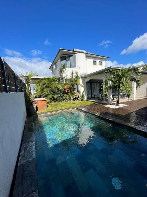 The glittery villa