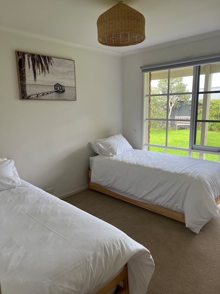 غرفة النوم 2