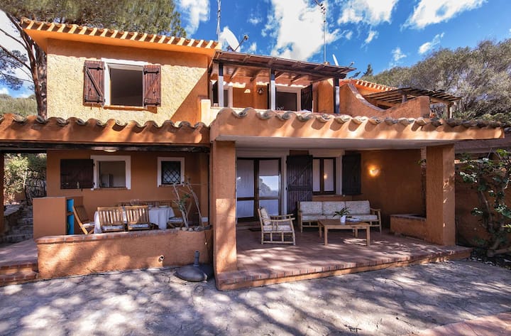 Villa Avec Jacuzzi à Torre Delle Stelle - Villasimius