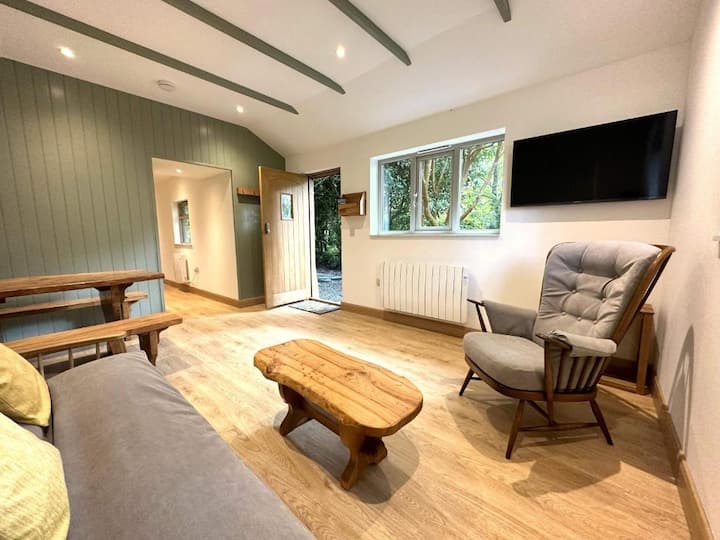 Deluxe Large One-bedroom Chalet - Mevagissey