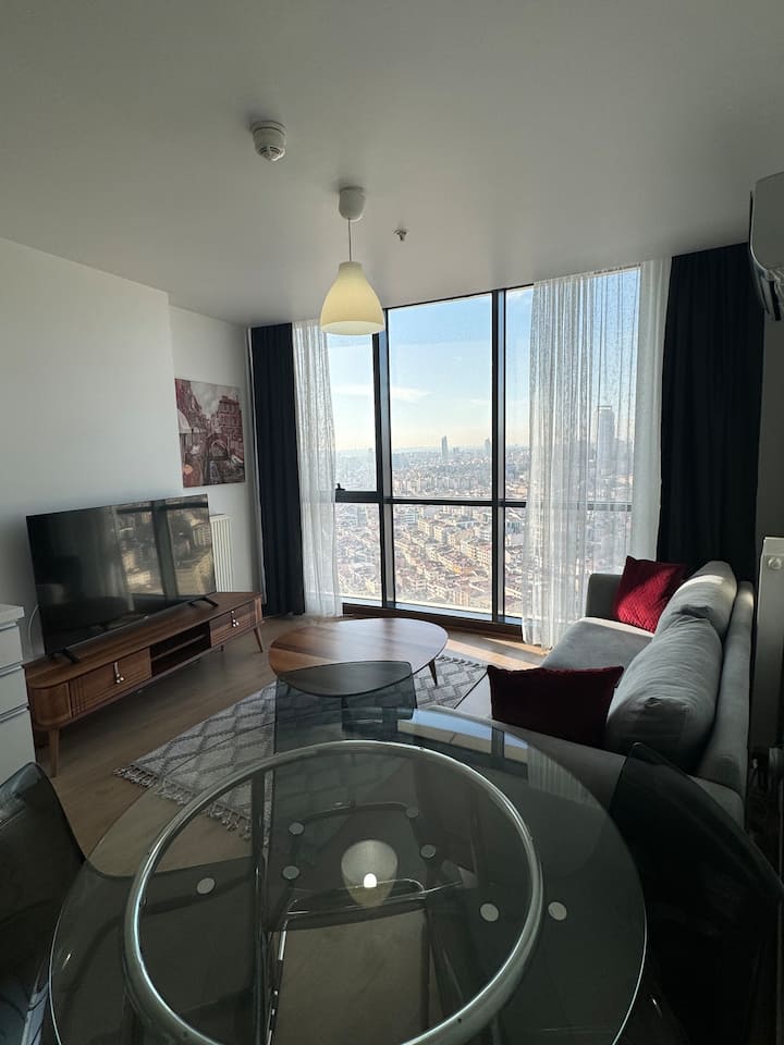 Site İçI Havuzlu Eşsiz Daire - Polonezköy
