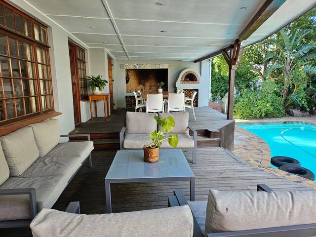 Warm and spacious family home gallery image 3