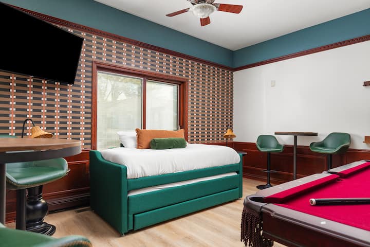Bedroom 5