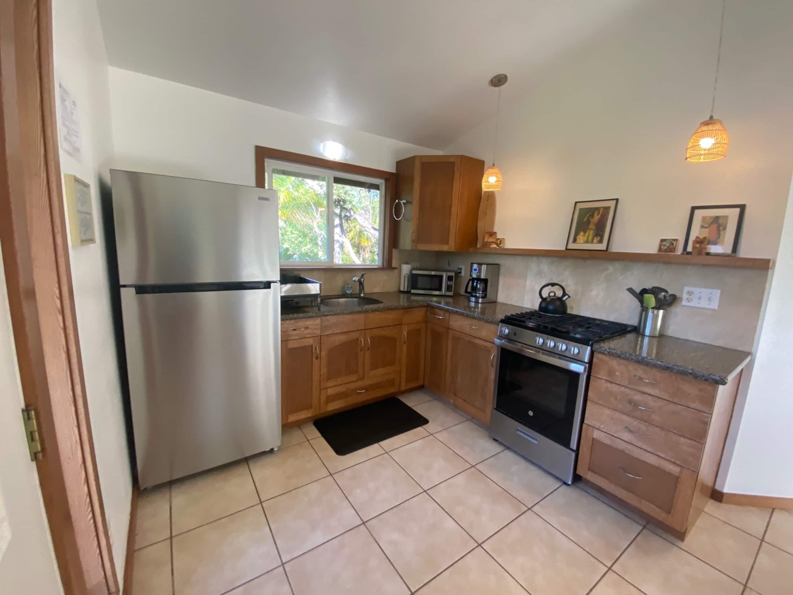 Home in Pahoa · ★4.86 · 1 bedroom · 1 bed · 1 bath - Image 5