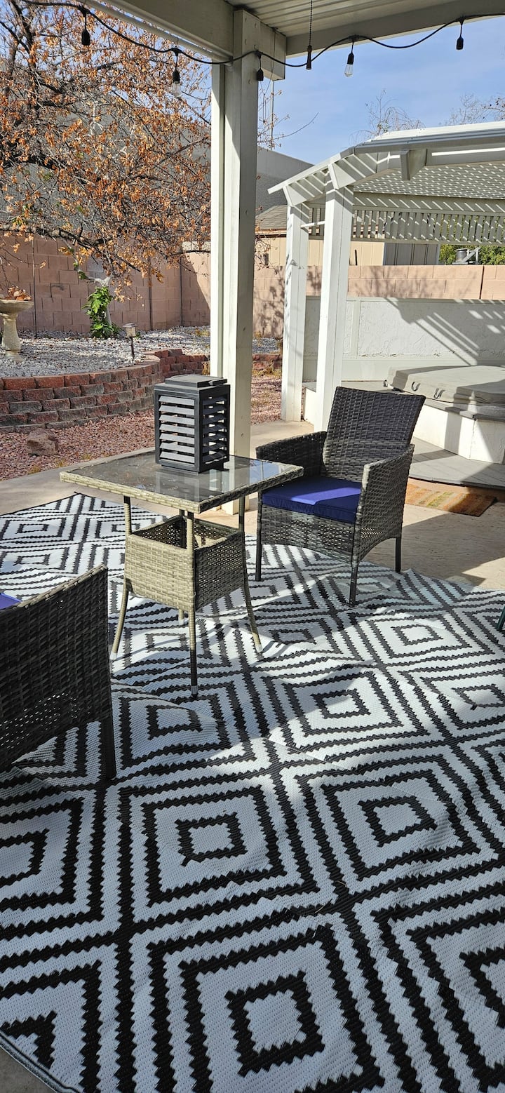 Vacation Home Near Freeway & Casino!