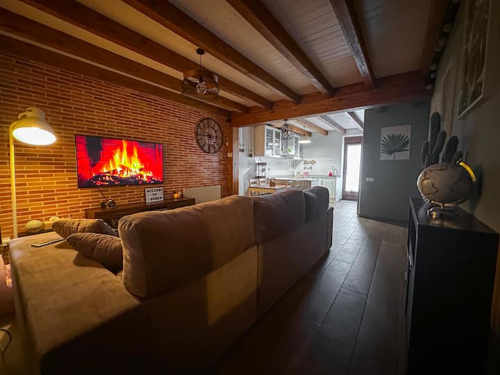 “Sweet Home Getaway · Porch, Bbq & Trampoline Fun” - Torrelavega