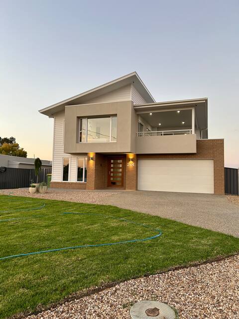Highview Luxury Escape