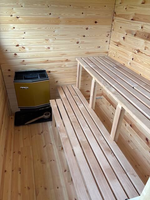 Private Outdoor Sauna.
EV Charge 11Kwh 00-08:00