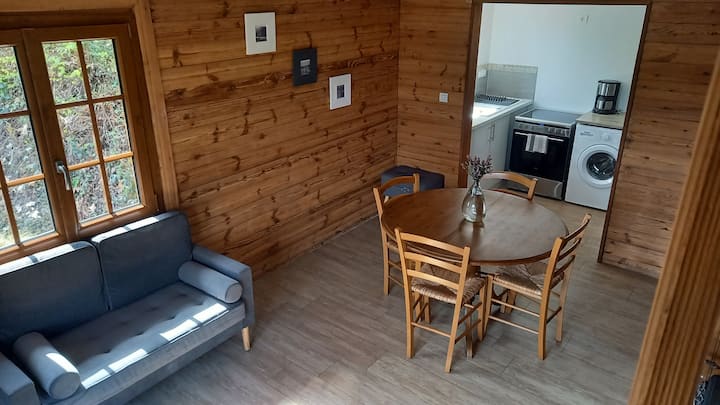 Chalet Cosy Et Neuf, Vue Sur Lac De Rabodanges - Normandie