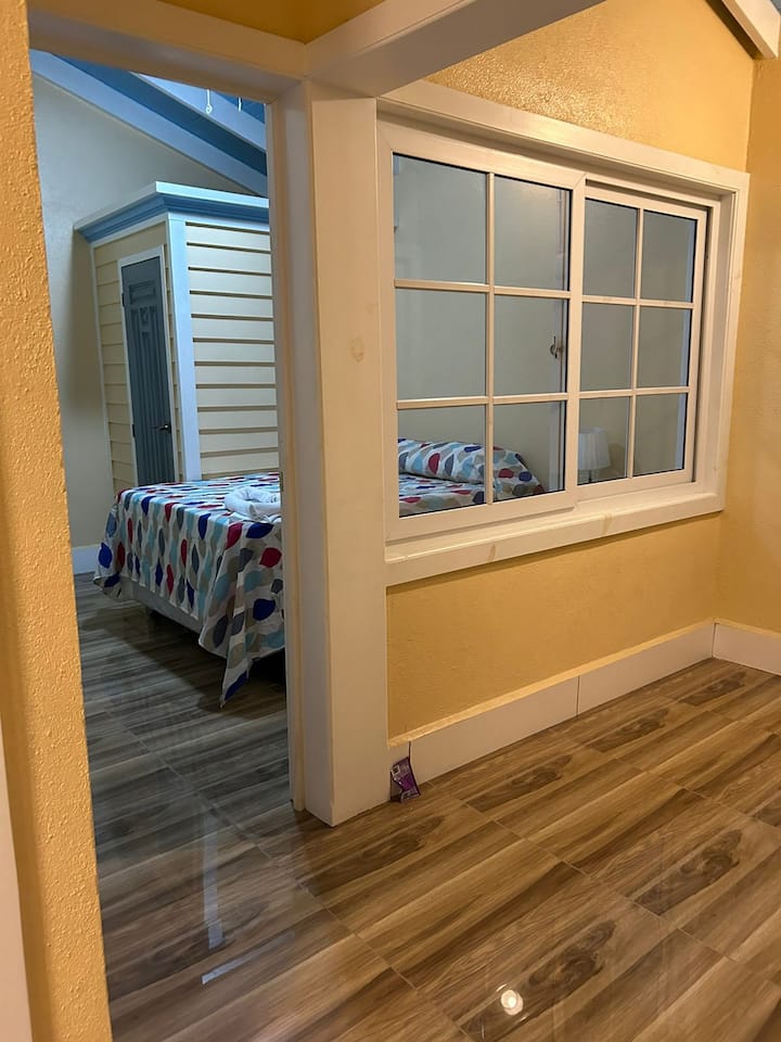 საძინებელი 4