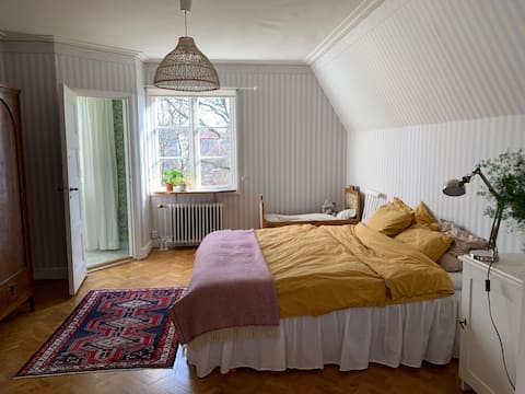 Centrally located accommodation in a well villa