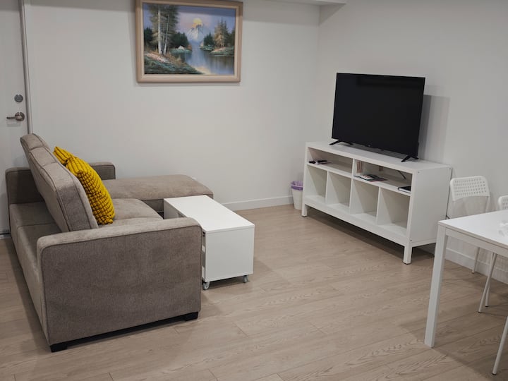 Nice Neat And Clean Suite In Langley - Langley
