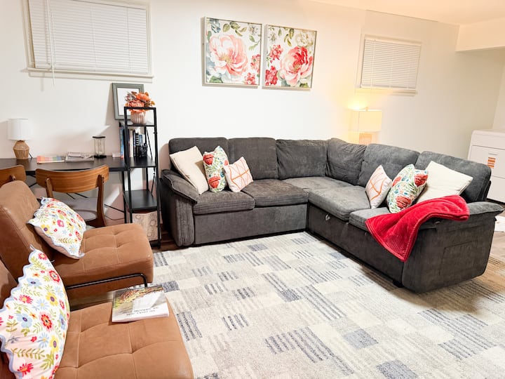 We’ve recently upgraded to a brand-new sofa bed, providing additional seating, enhanced comfort, and a cozy place to relax. We hope this new addition makes your stay even more enjoyable!