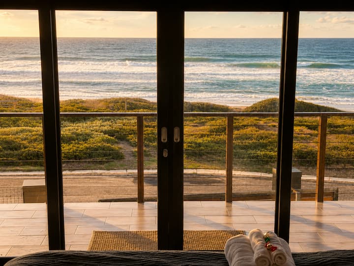 Oppi See - Beach front house