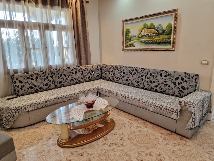 მისაღები ოთახი