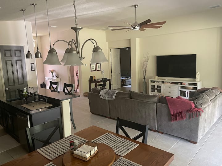 Florida Nature Coast Retreat - Beverly Hills, FL