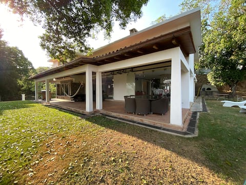 Oasis of tranquility in Caracas