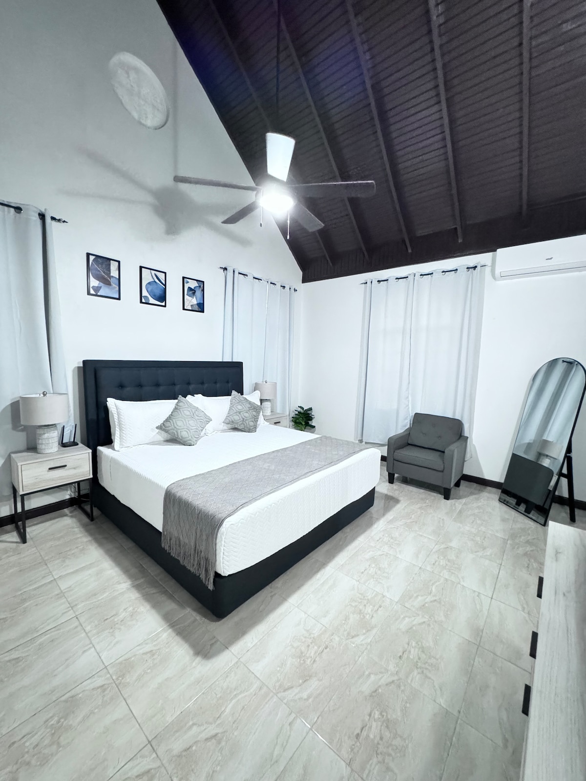 غرفة النوم 1