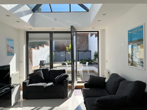 Successful Airbnb property: Cottage in Christchurch Dorset in Christchurch