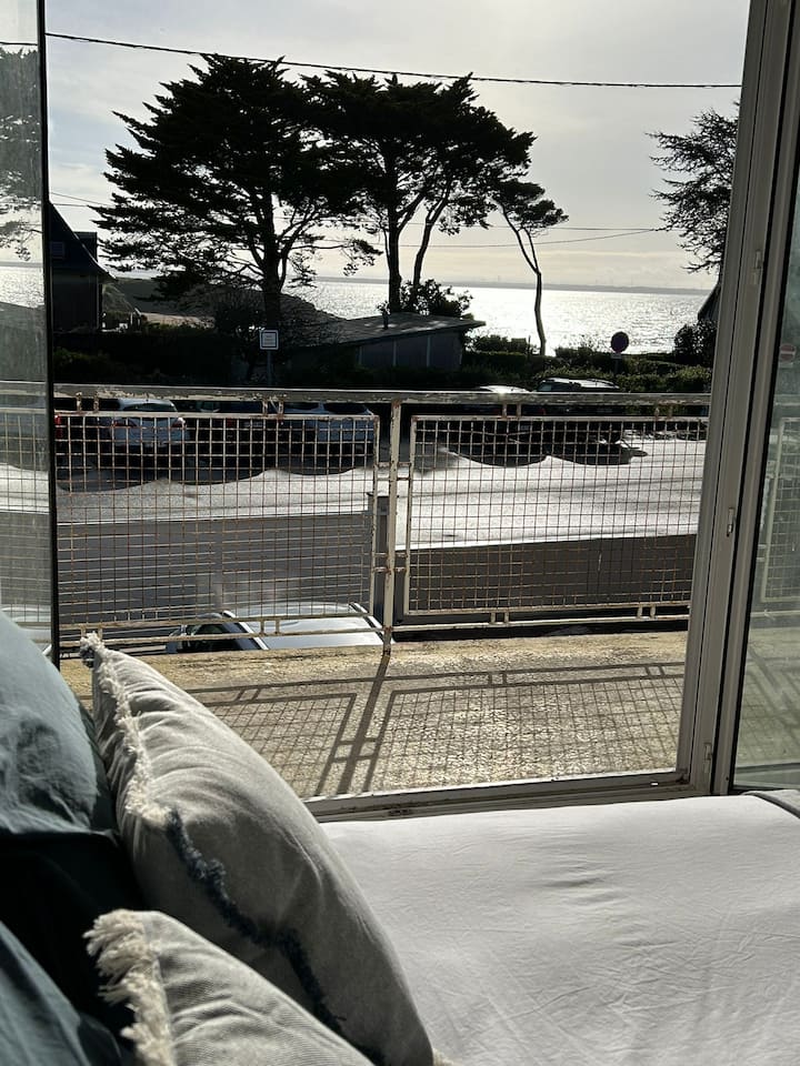 საძინებელი 1