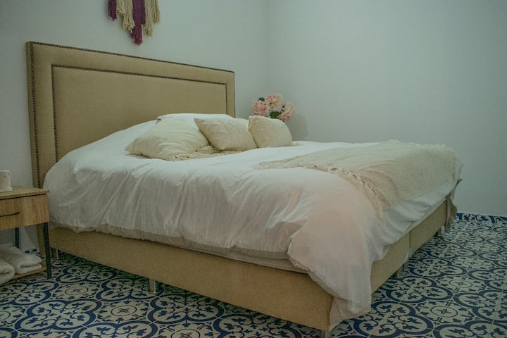 საძინებელი 2