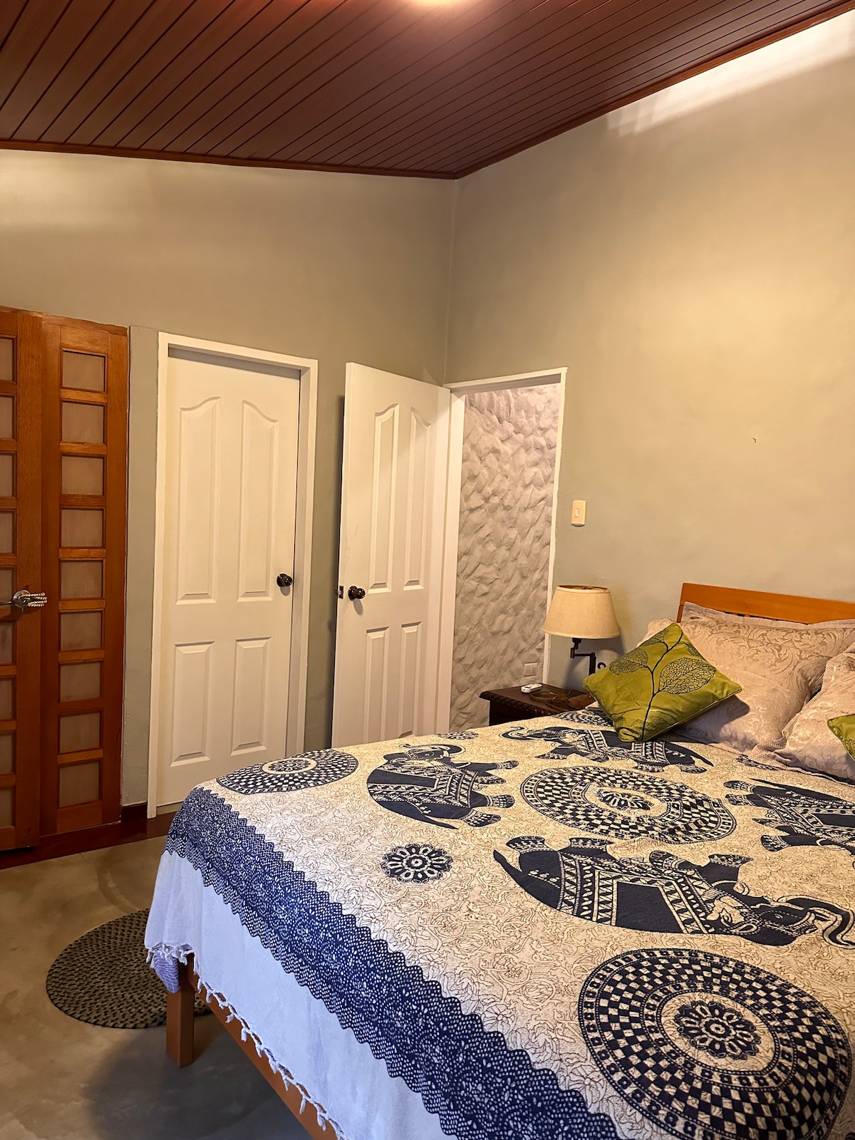 غرفة النوم 1