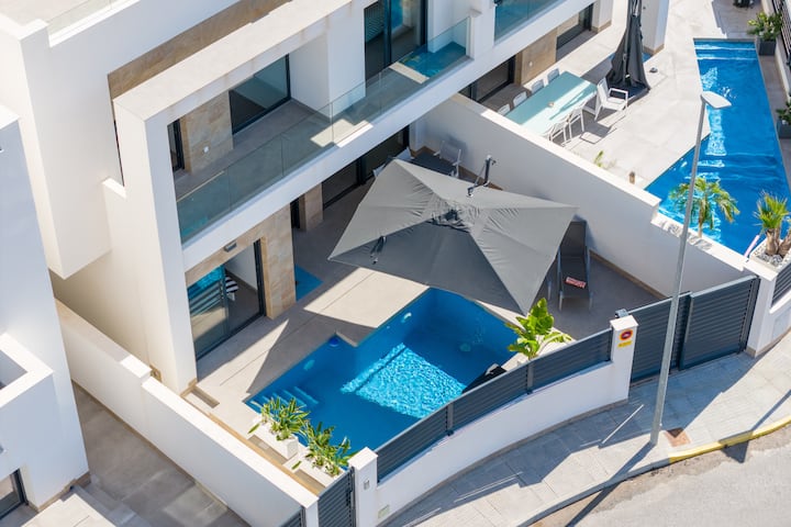 Villa De Obra Nueva Con Piscina Privada - Costa Blanca