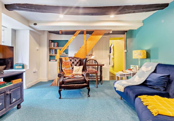 Groovy Devon Retreat
The Perfect Tranquil Getaway - Roadford Lake