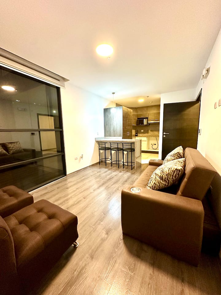 Suite La Carolina, Av. República Del Salvador Ii - Quito