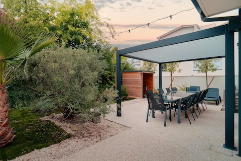 house for 12 people, Lyon, 30 minutes,