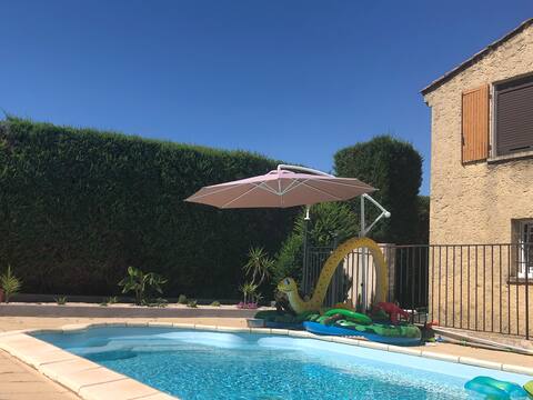 Villa with Swimming Pool & Garden