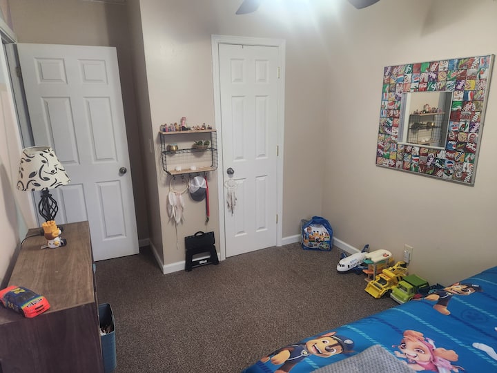 საძინებელი 2