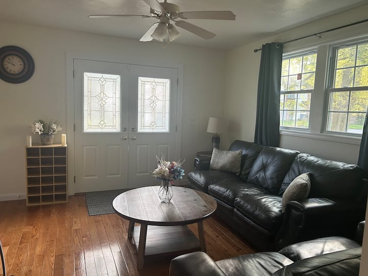 Cozy, Clean Getaway! - Rehoboth, MA