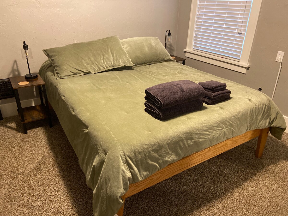 Krevat dopio "queen"