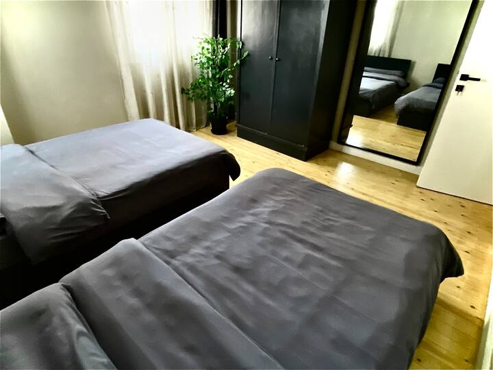 Спалня 2