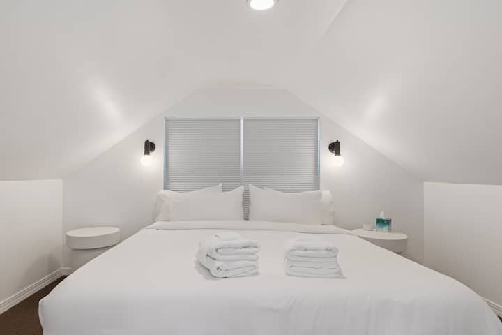 Downtown Modern Studio Apartment W. Kitchenette - 博福特