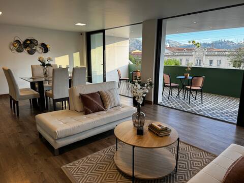 Luxury Department with a view of the River