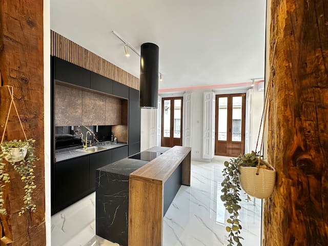 LUJO y Diseño con 10balcones en La Puerta del Sol