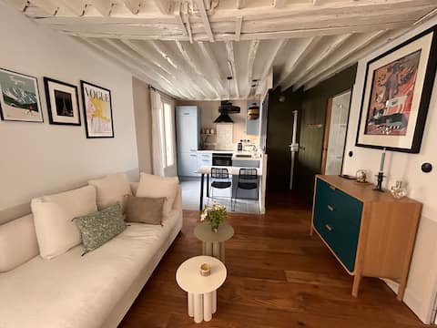 Popular Airbnb listing: Quartier du Marais, quiet in Paris