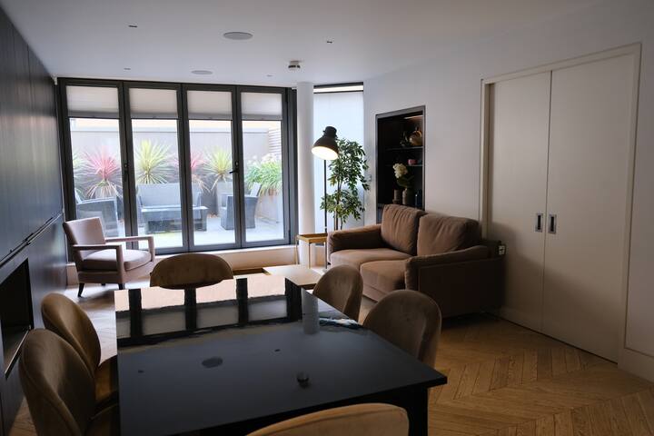 City Oasis Retreat – Soho/Fitzrovia gallery image 5