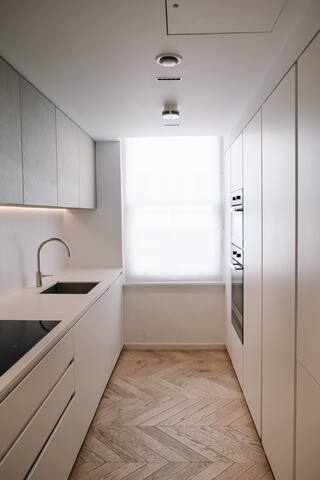 VI&CO | Cosmopolitan Hideaway 2 gallery image 5