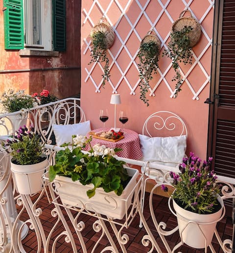NEW apartment in the historic center! - Como Lake
