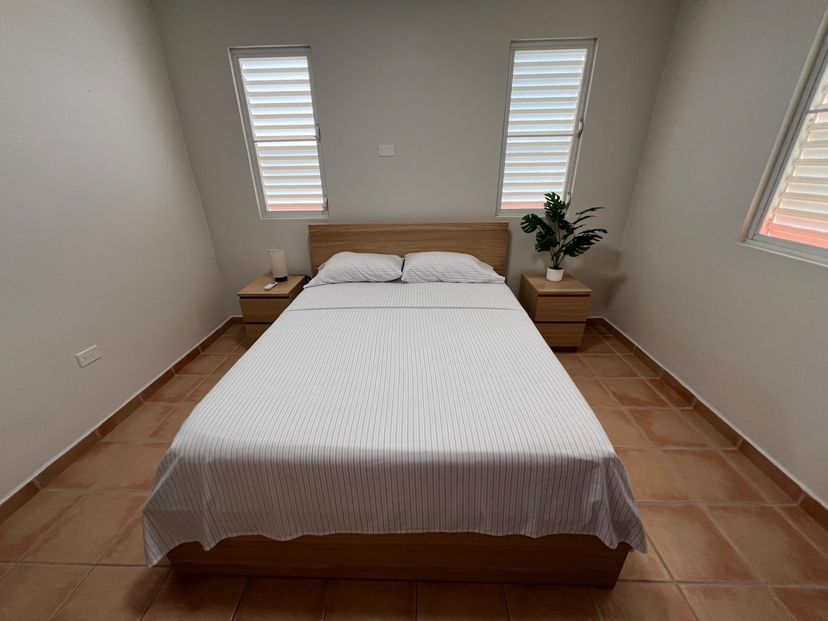 Top Airbnb: Walk to Poblado | Pet Friendly | AC | Parking in Boquerón