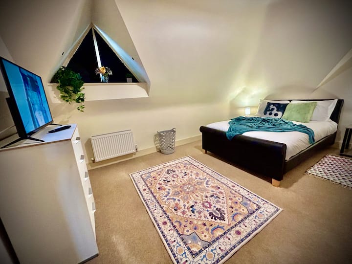 5 Bdr House- Discounts -Contractors, Group, Family - Colchester