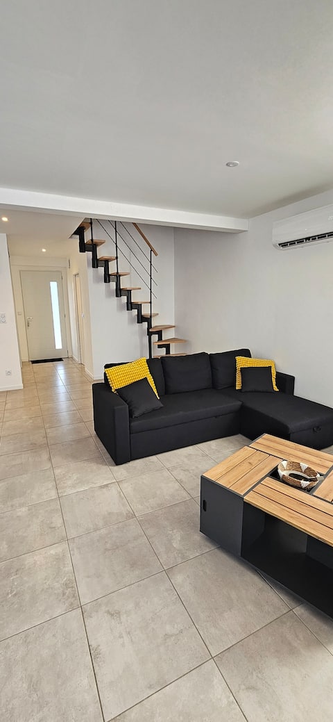 "The Yellow House"-7 people-near Toulouse