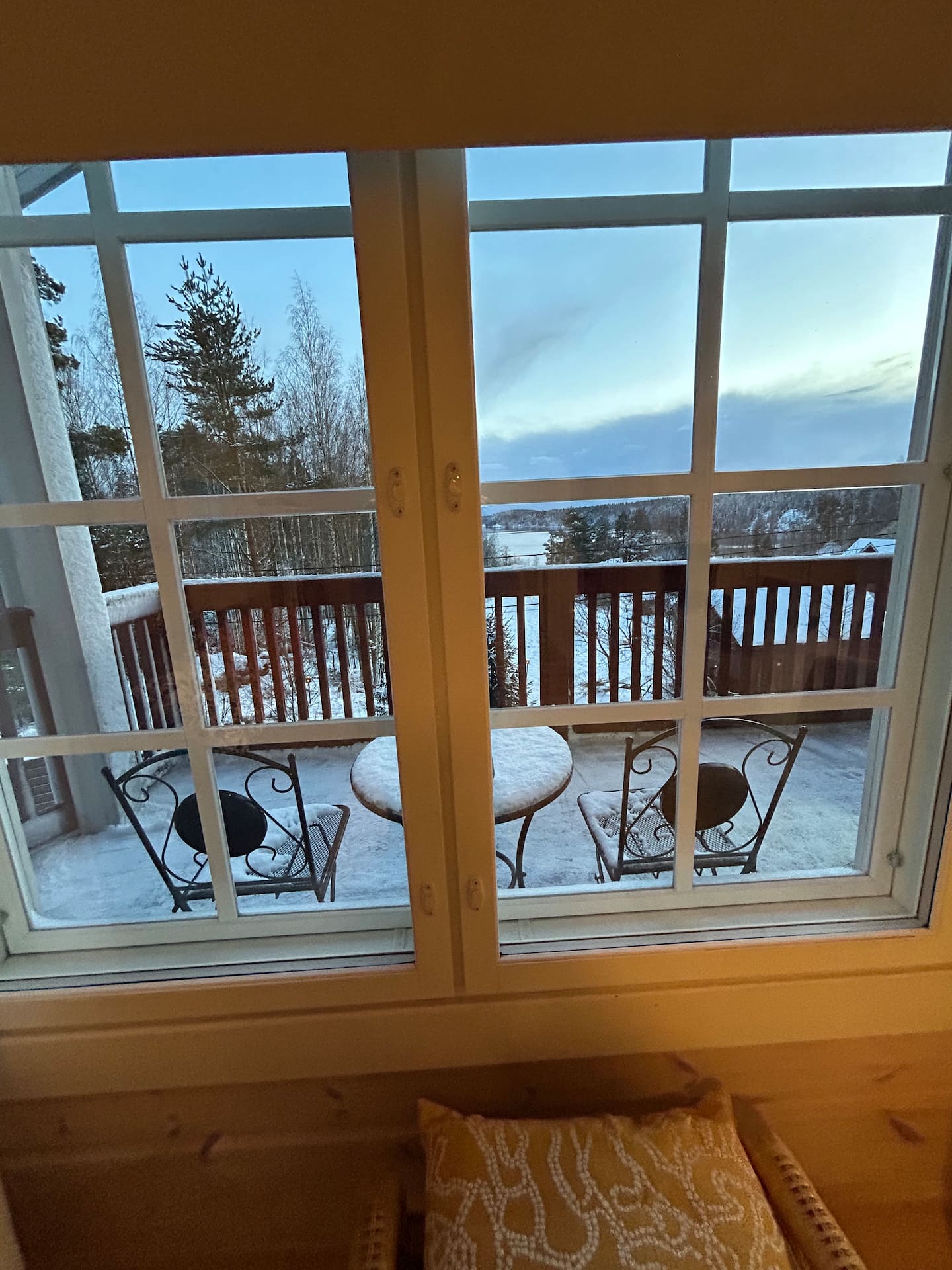 Lomatalo Nuuksio 4 Mh + Yksityinen Aidattu Metsä 4